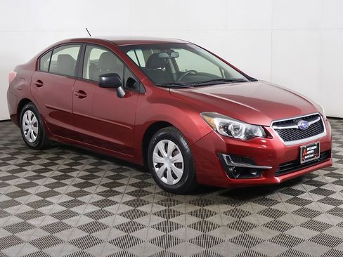 Used 2015 Subaru Impreza 2.0i AWD/4WD image 40