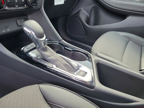 Used 2025 Buick Encore GX Preferred w/ Comfort Package image 29