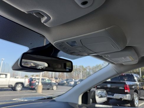 Used 2022 Ford Edge Titanium w/ Equipment Group 301A image 21