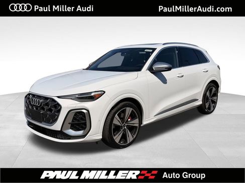 New 2026 Audi SQ5 Premium Plus AWD/4WD image 1