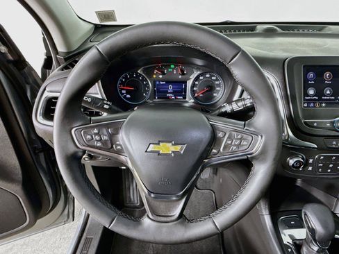 Used 2024 Chevrolet Equinox LT AWD/4WD image 4