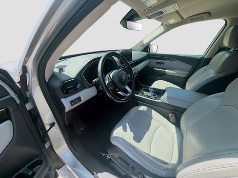Certified 2024 Honda Pilot EX-L image 9