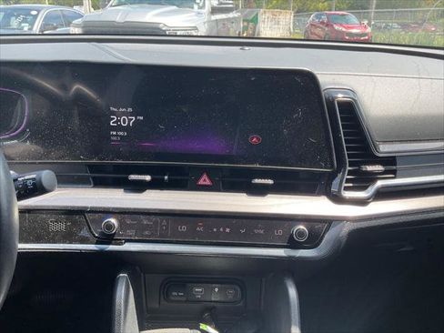 Used 2024 Kia Sportage EX FWD image 26