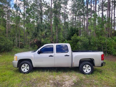 Used 2009 Chevrolet Silverado 1500 LT RWD image 7