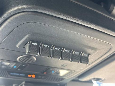 New 2025 Ford Bronco Badlands image 32