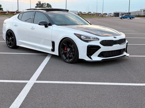 Used 2019 Kia Stinger GT2 RWD image 4