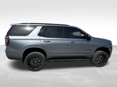 Used 2021 Chevrolet Tahoe RST w/ Luxury Package AWD/4WD image 9