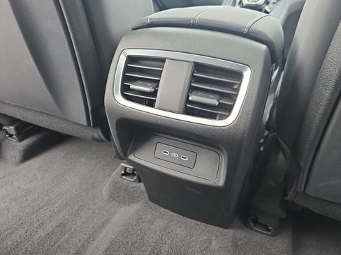 Used 2025 Acura RDX SH-AWD w/ Technology Package image 12