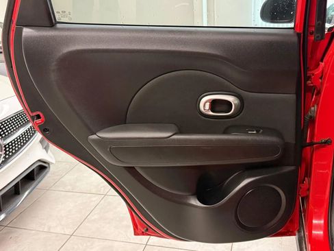 Used 2017 Kia Soul + w/ Designer's Package image 28