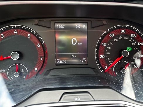 Used 2019 Volkswagen Jetta SE FWD image 16