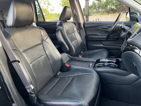Used 2021 Honda Pilot Elite image 30