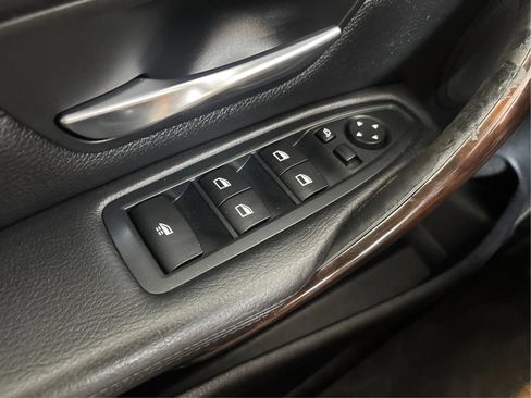 Used 2016 BMW 428i xDrive Convertible AWD/4WD image 38