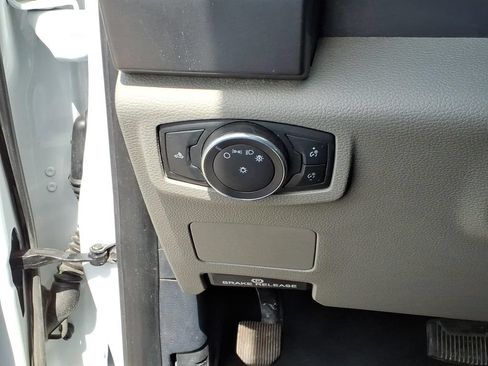 Used 2022 Ford F250 XLT AWD/4WD image 32