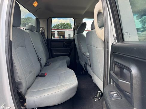 Used 2017 RAM 1500 ST w/ SXT Appearance Group AWD/4WD image 17
