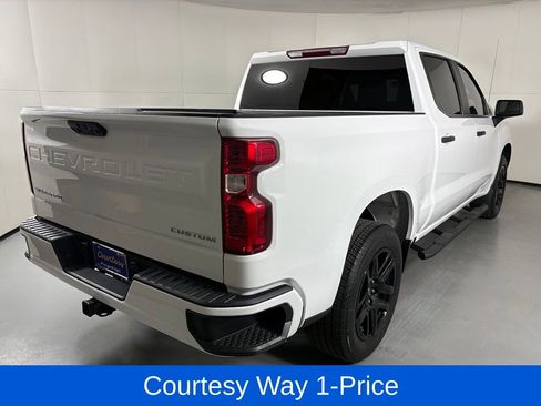 Used 2024 Chevrolet Silverado 1500 Custom RWD image 11