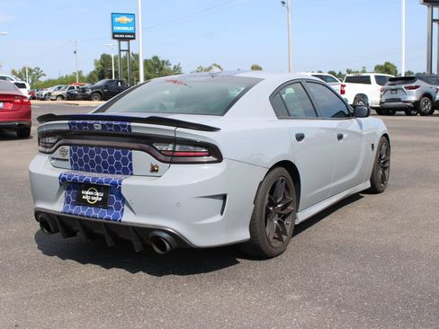 Used 2022 Dodge Charger Scat Pack w/ Plus Group RWD image 9