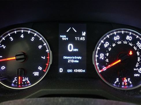 Used 2019 Toyota RAV4 LE w/ All Weather Liner Package AWD/4WD image 9