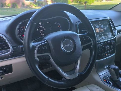 Used 2021 Jeep Grand Cherokee Limited AWD/4WD image 31