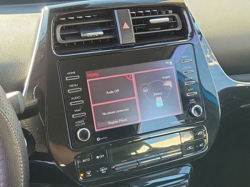 Used 2022 Toyota Prius L Eco image 29