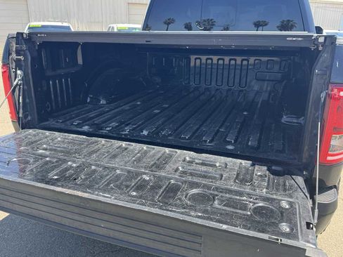 Used 2017 Ford F150 XLT w/ Equipment Group 302A Luxury RWD image 11