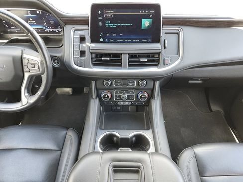Certified 2022 Chevrolet Tahoe Z71 w/ Luxury Package AWD/4WD image 14