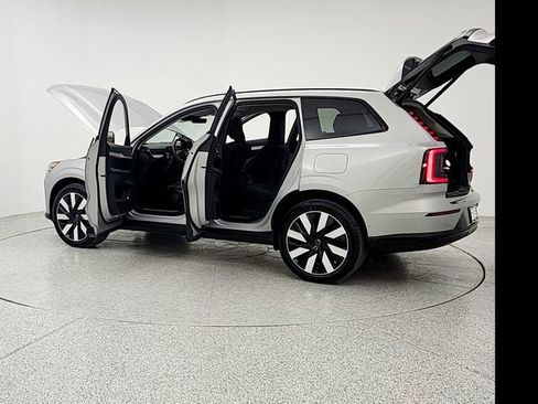 New 2025 Volvo EX90 Plus w/ Protection Package Premier AWD/4WD image 12