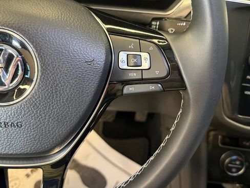 Used 2021 Volkswagen Tiguan SEL w/ 3-Row Tiguan MDO Package image 10