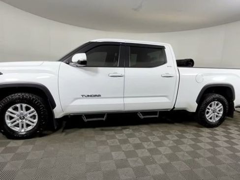 Used 2025 Toyota Tundra SR5 w/ SR5 Premium Package AWD/4WD image 10