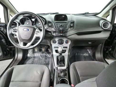 Used 2015 Ford Fiesta SE FWD image 16