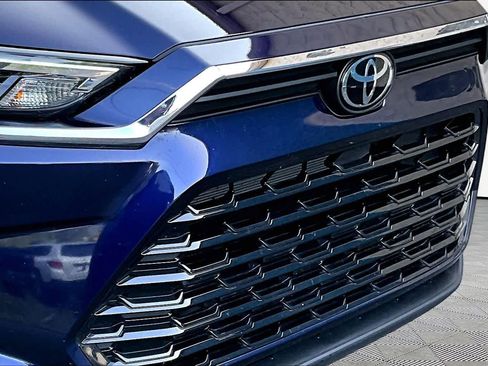 Used 2025 Toyota Grand Highlander FWD image 30