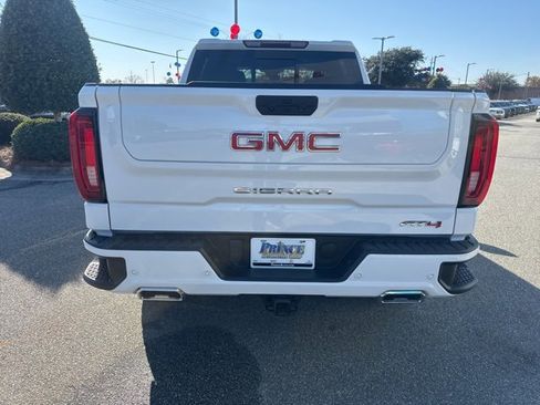 Used 2024 GMC Sierra 1500 AT4 w/ AT4 Premium Package image 4