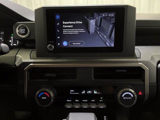 Used 2025 Toyota 4Runner SR5 AWD/4WD image 17