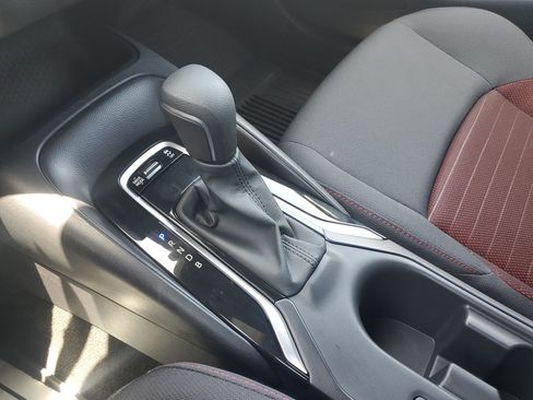 Used 2026 Toyota Corolla SE FWD image 29