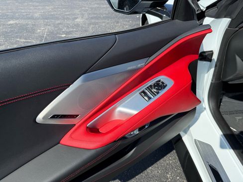 Used 2020 Chevrolet Corvette Stingray Preferred Cpe w/ 2LT Preferred Equipment Group RWD image 17