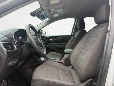 Used 2022 Chevrolet Equinox LT FWD image 4