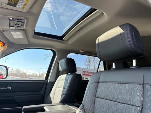 Used 2023 Toyota Sequoia Limited image 23