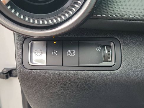 Used 2026 Chevrolet Equinox LT FWD image 29