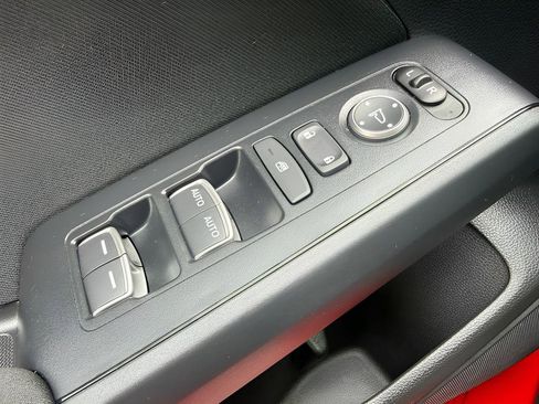 Certified 2025 Honda Civic Sport image 24