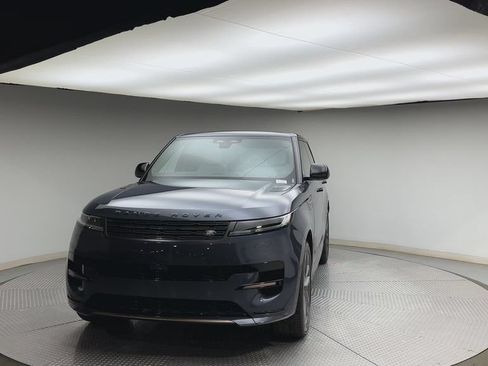 Certified 2026 Land Rover Range Rover Sport Dynamic SE AWD/4WD image 7