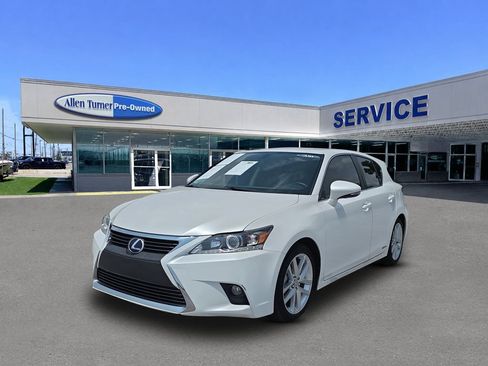Used 2016 Lexus CT 200h w/ Accessory Package 2 FWD image 4