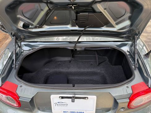 Used 2011 MAZDA MX-5 Miata Grand Touring RWD image 15