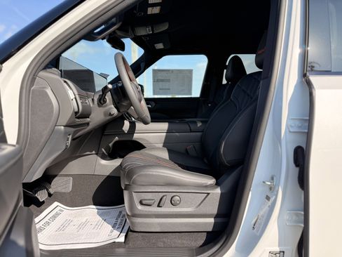 New 2026 Nissan Armada PRO-4X w/ Captain's Chari Seat Package image 6