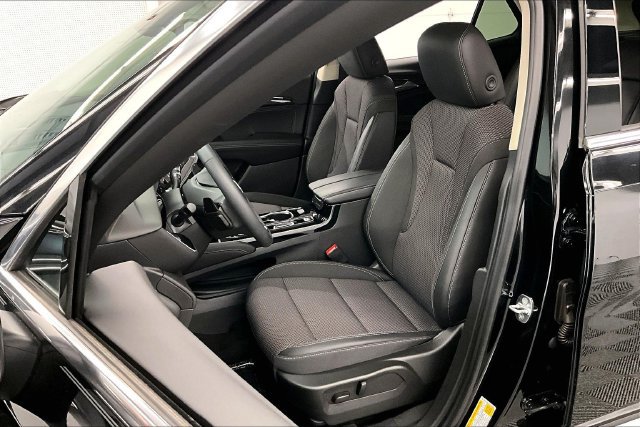 Used 2023 Buick Envision Preferred AWD/4WD image 23