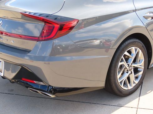 Used 2020 Hyundai Sonata SEL w/ Convenience Package image 12