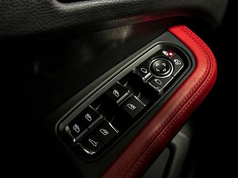 Used 2018 Porsche Macan Sport Edition AWD/4WD image 28