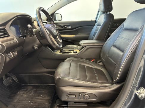 Used 2019 GMC Acadia Denali AWD/4WD image 10
