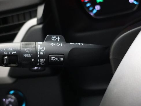 Used 2018 GMC Yukon SLE w/ SLE Value Package image 22