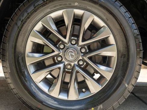 Used 2018 Lexus GX 460 Premium AWD/4WD image 58