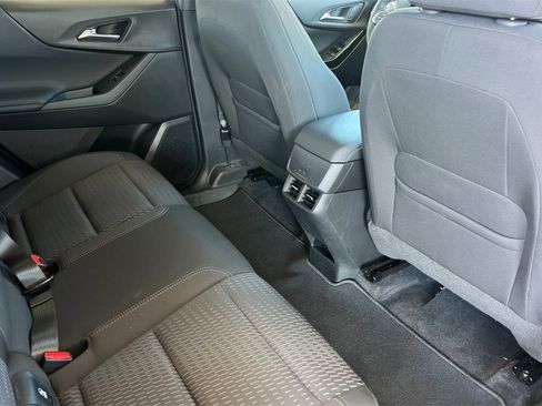 Used 2025 Chevrolet Equinox LT image 23