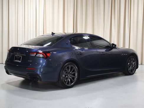 Used 2022 Maserati Ghibli Modena Q4 image 10